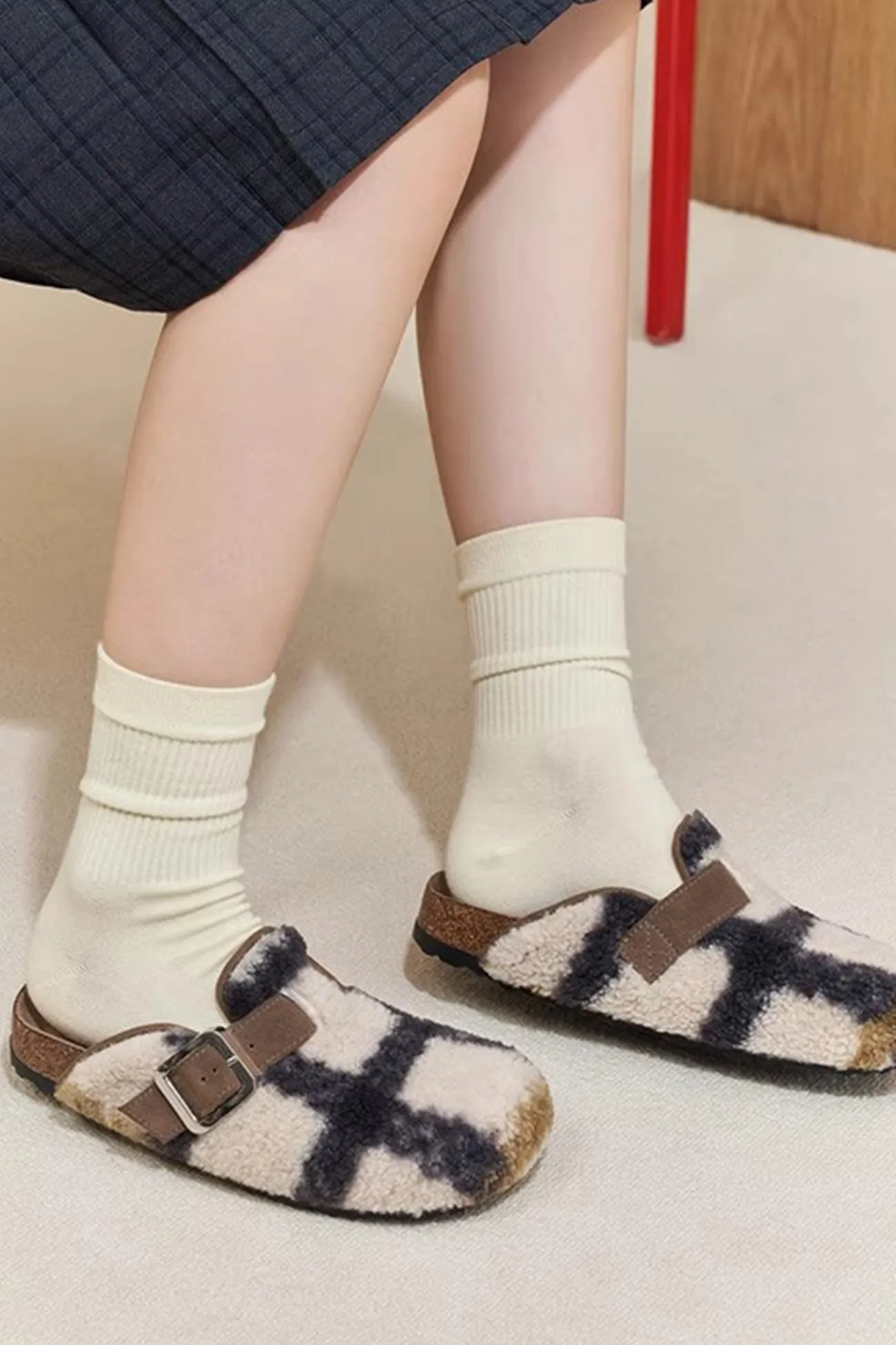 Amozae-Plaid Plush Slip-on Slippers