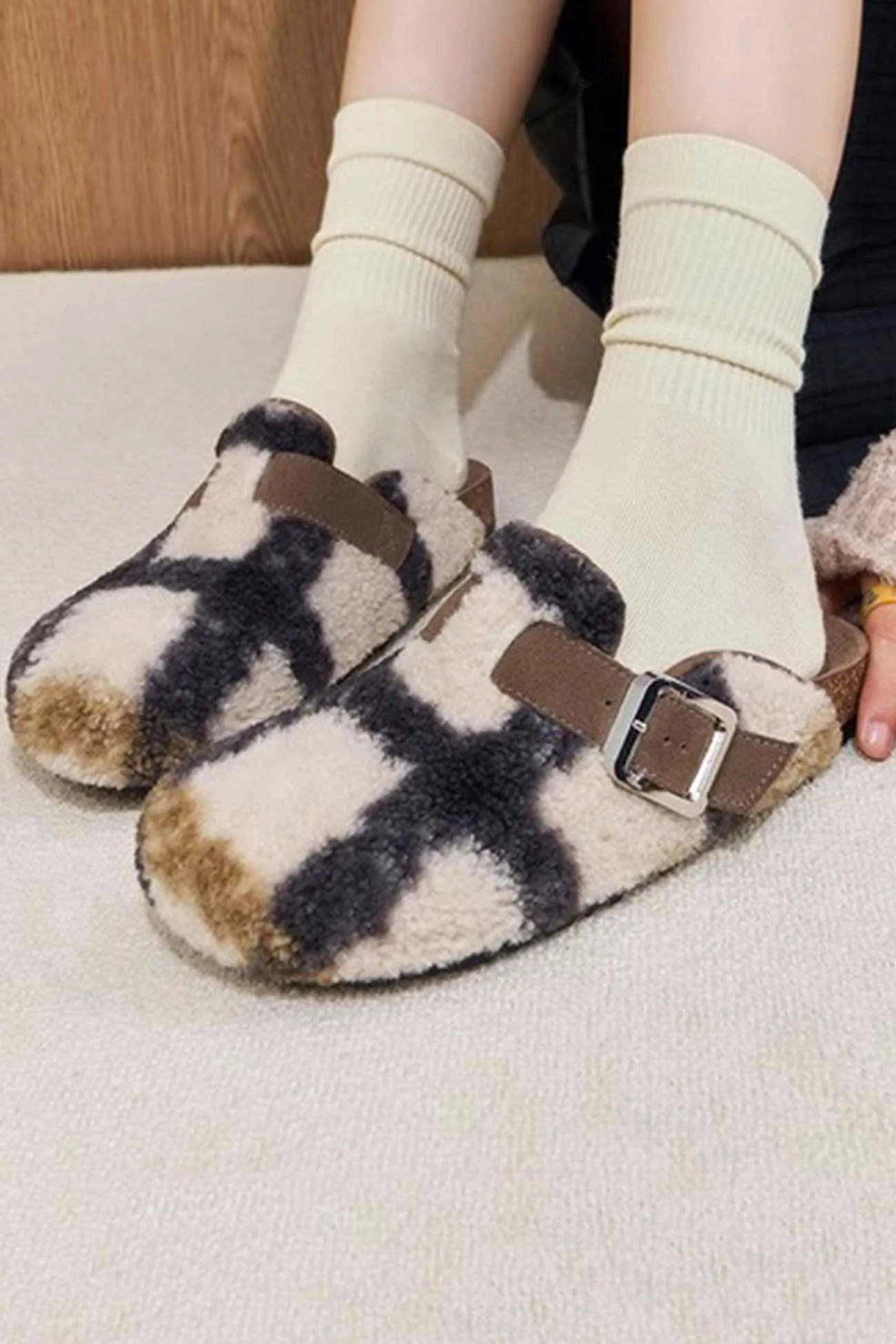 Amozae-Plaid Plush Slip-on Slippers