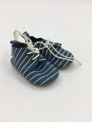 Piper Finn Child Size 3 Toddler Blue Baby/Walker Shoes