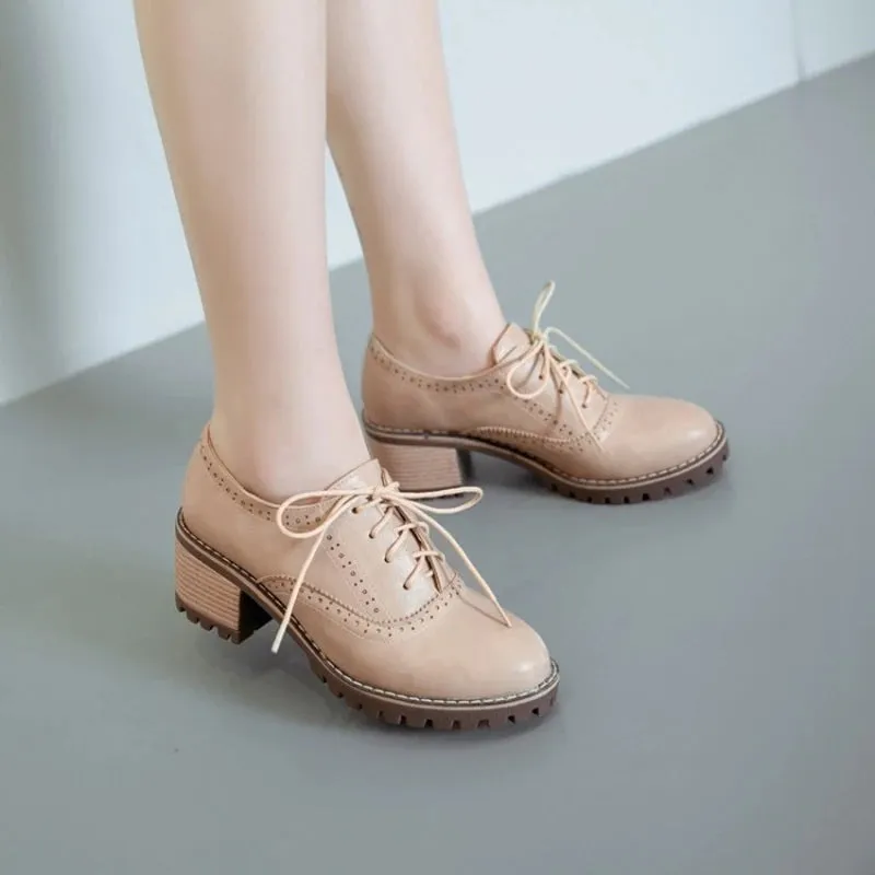 Vintage Style Carved Lace-up Leather Shoes