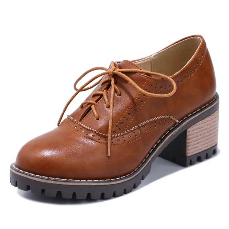 Vintage Style Carved Lace-up Leather Shoes