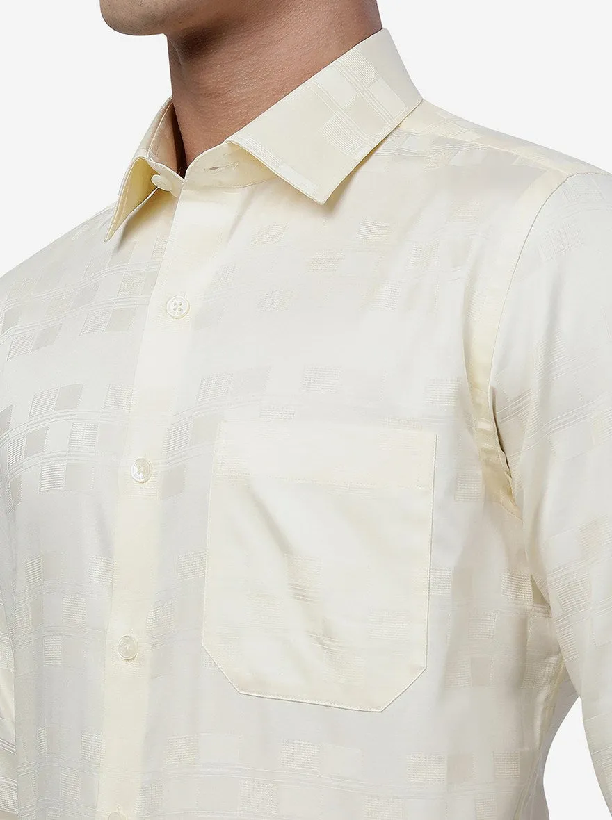 Yellow Solid Slim Fit Formal Shirt | JadeBlue